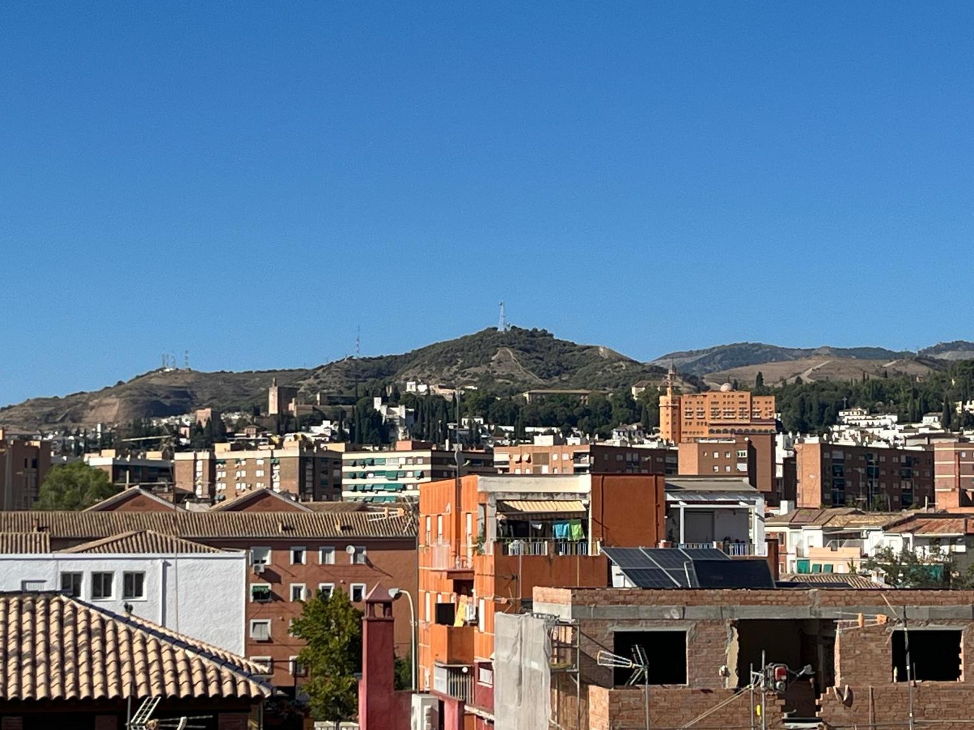 Bonito Apartamento En Granada Kültér fotó